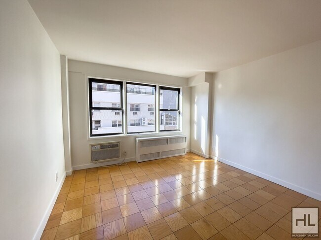 Building Photo - EAST 36 STREET