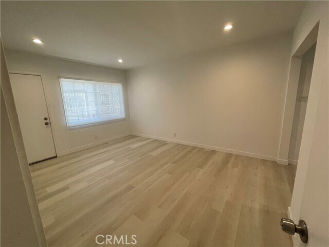 Foto del edificio - 1152 E 77th St