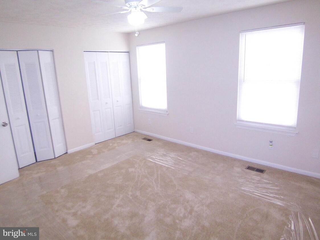 Foto principal - 1016 Willow Bend Dr
