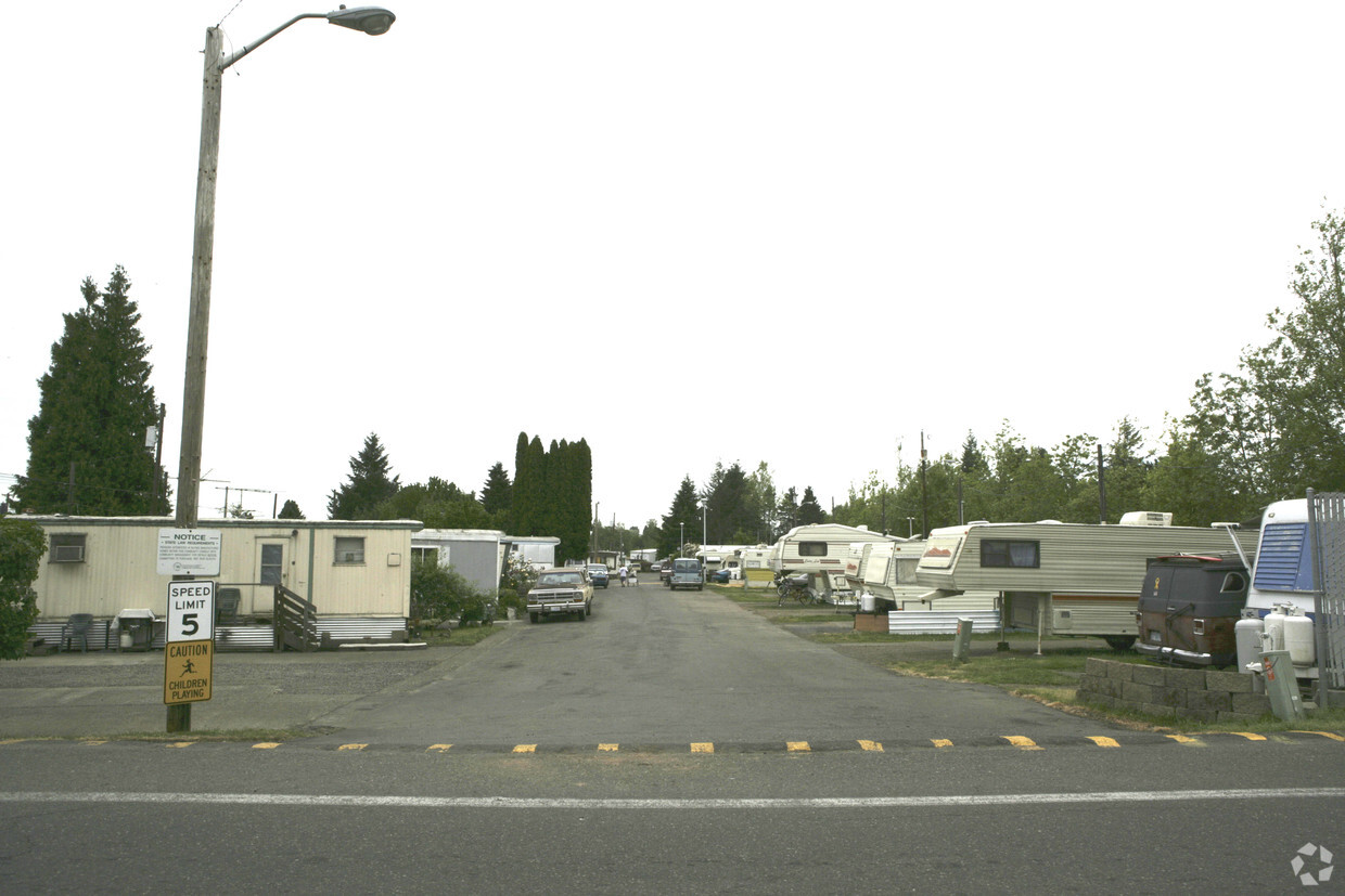 Foto del edificio - Knoll Mobile Home Park