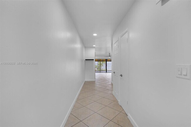Foto del edificio - 6433 Windmill Gate Rd