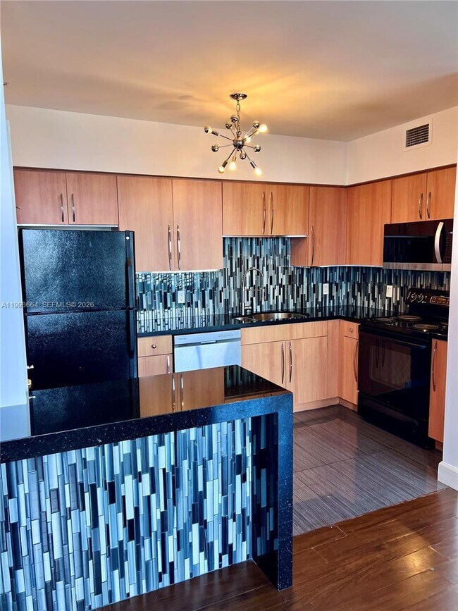 Foto del edificio - 1330 West Ave