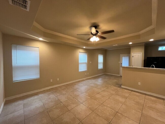 Foto del edificio - 6607 Mia Way