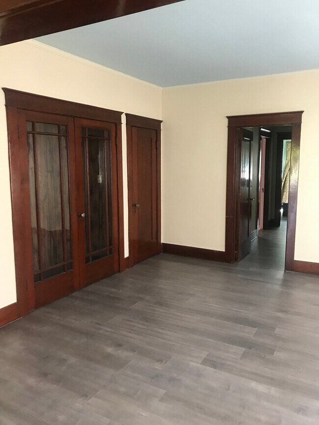 Foto del edificio - 429 N Garfield Ave