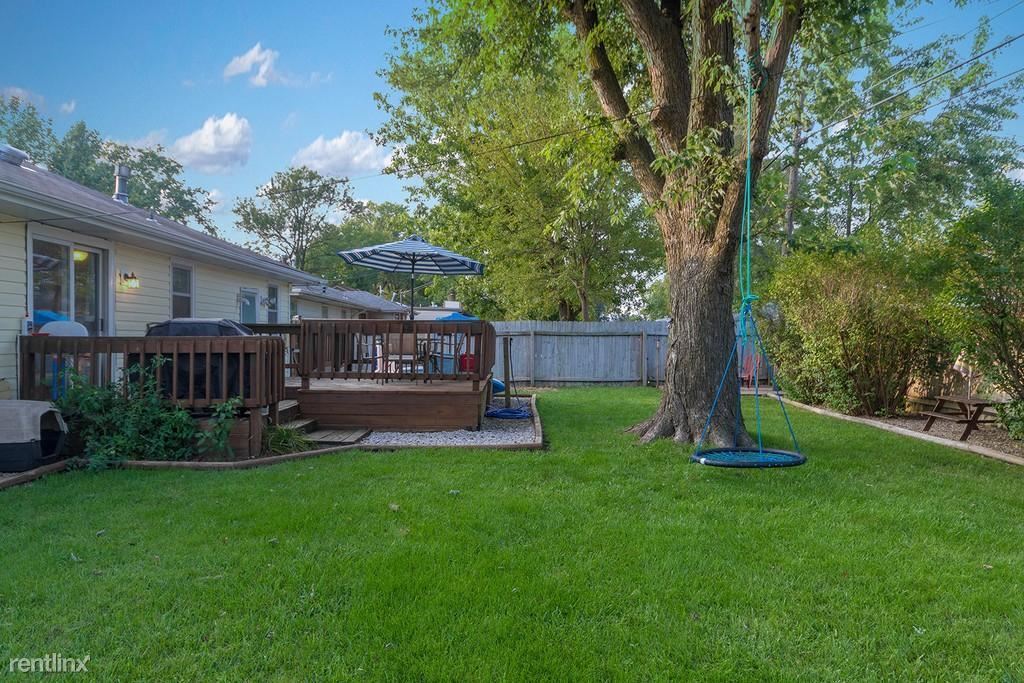Building Photo - 3 br, 1 bath House - 910 Robinhood Road
