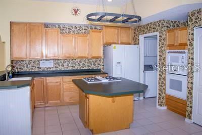 Building Photo - 1220 Maravista Dr