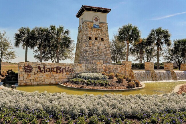 Foto del edificio - 4812 La Piedra Ln