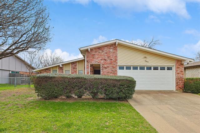 Foto principal - 804 Forest Glen Dr