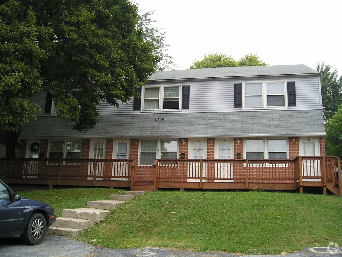 Building Photo - 704 Motter Ave