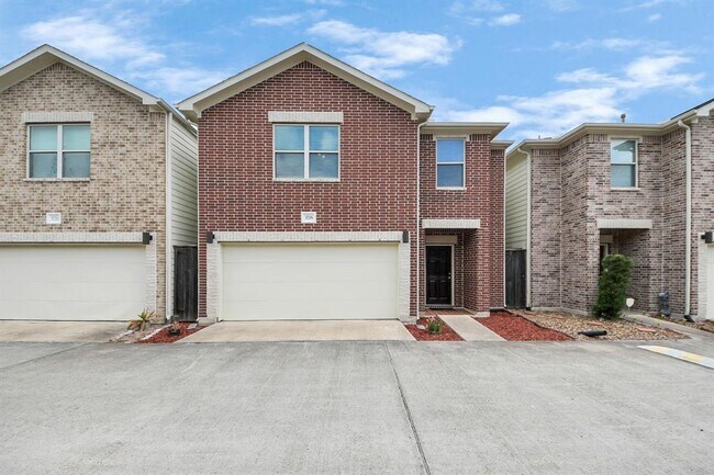 Foto del edificio - 3718 Main Poplar Dr