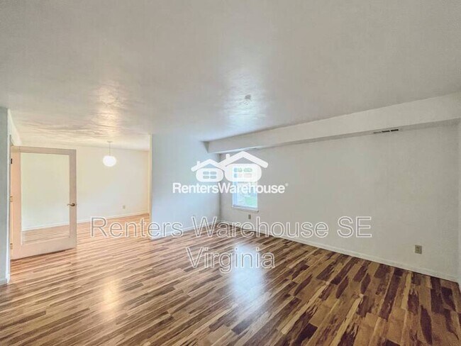 Building Photo - 5605 Morningside Ct