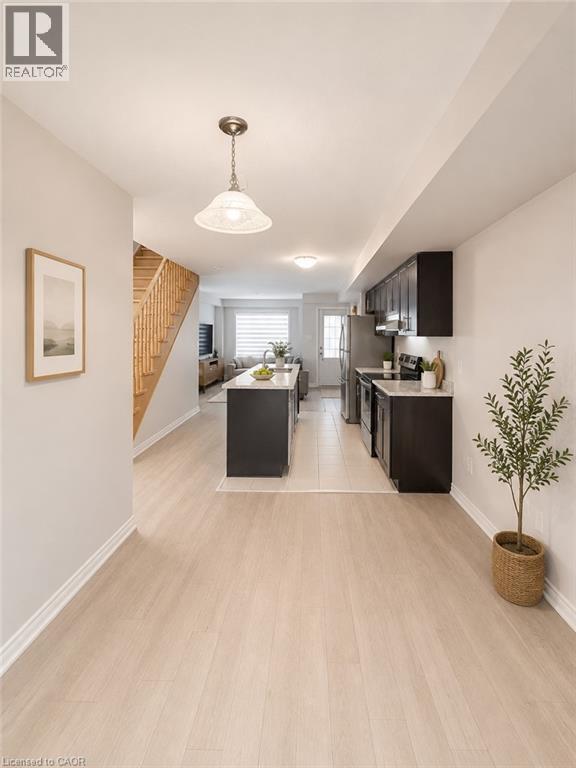 Photo du bâtiment - 770 Linden Dr