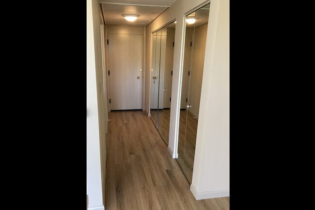 Entry and Storage/Closets - 2170 Century Park E