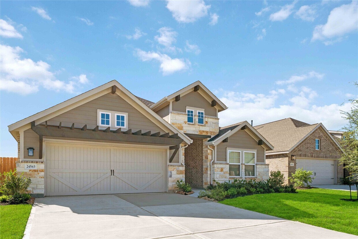 Foto principal - 24543 Greeley Lake Dr