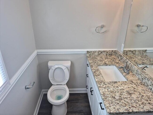 Foto del edificio - 3 Bedroom 1 Bath!