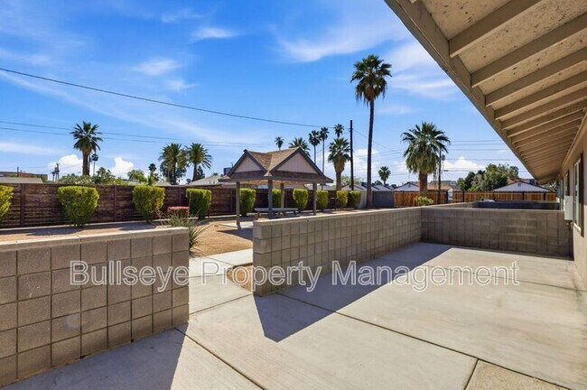 Foto del edificio - 840 E Turney Ave