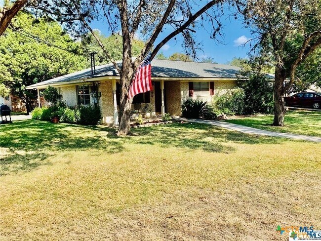 Foto del edificio - 484 Kerlick Ln