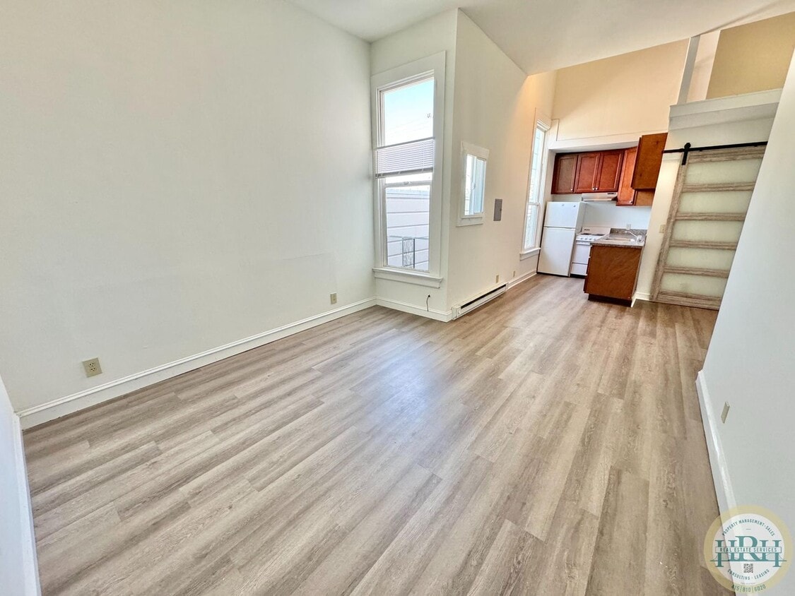 Primary Photo - Top Floor Studio Unit in the Heart of the ...