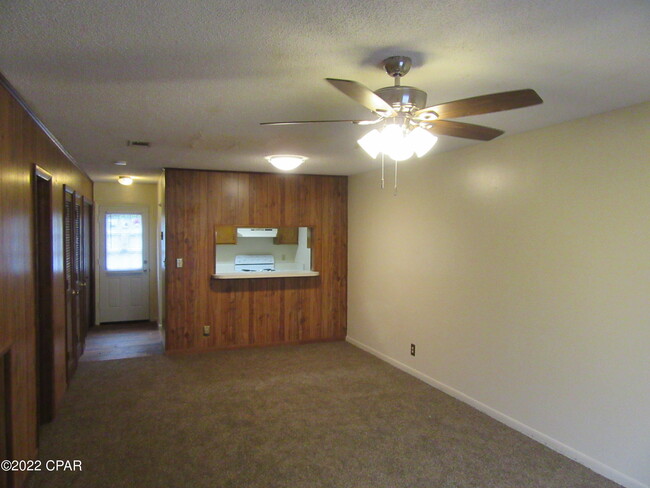 Building Photo - 4442 Crutchfield Dr