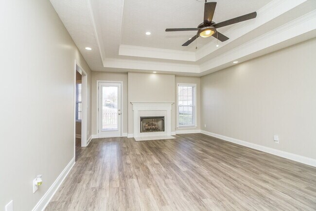 Building Photo - 713 Almondwood Pl
