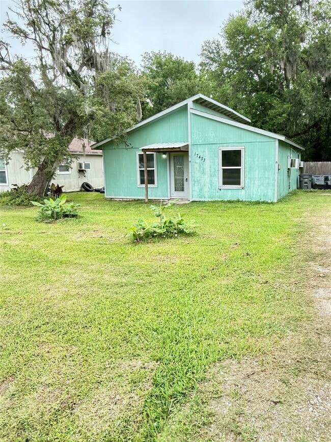 Building Photo - 17433 Cr-945