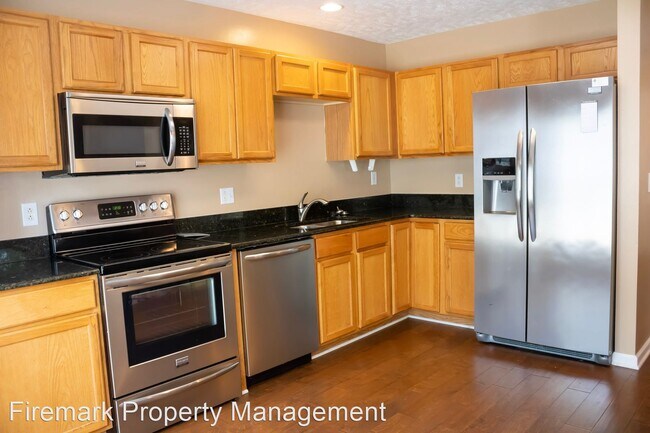 Building Photo - 3 br, 2 bath House - 755 Tulip Grove Rd #1301