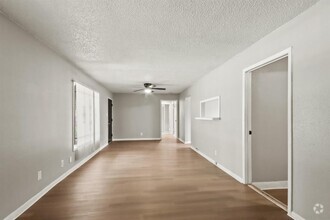 Building Photo - 7306 Parker Rd