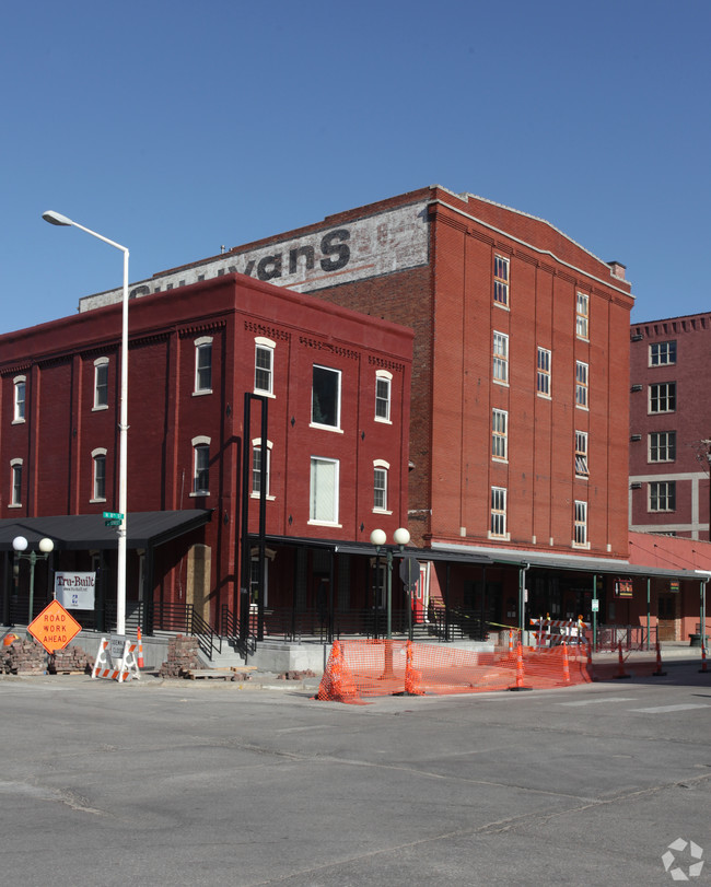 Primary Photo - Lincoln Lofts Building