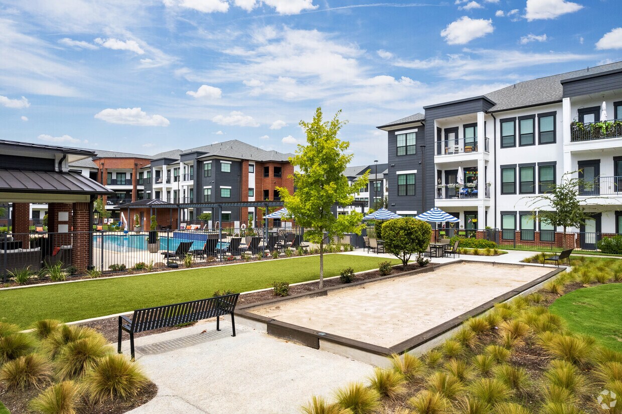 Foto principal - NorthStar Georgetown 55+ Active Adult Apartments