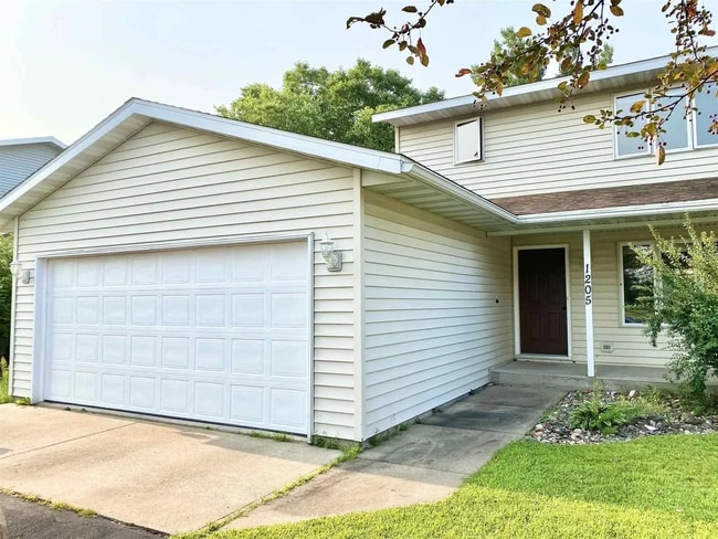 Building Photo - 152305 Fiddlehead Ln