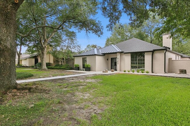 Building Photo - 4360 Thomas Ln