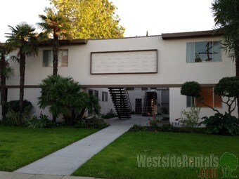 Foto del edificio - 12424 Magnolia Blvd