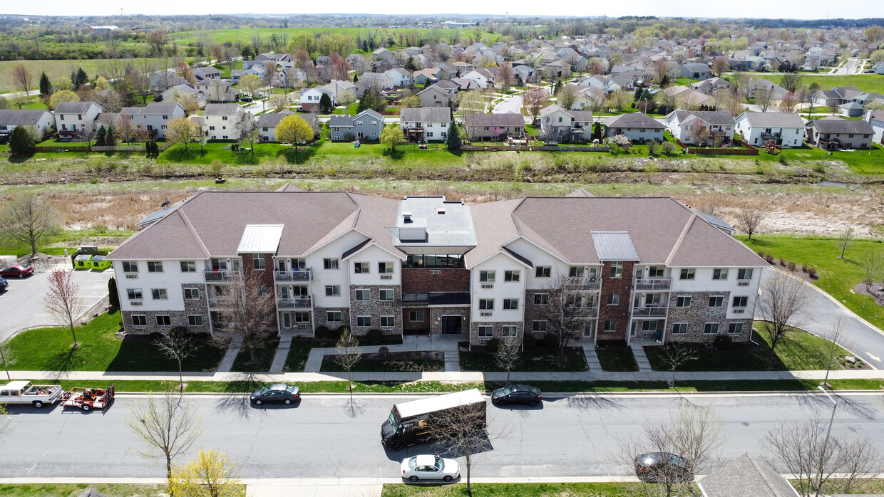 Primary Photo - Fairhaven Court Apartments