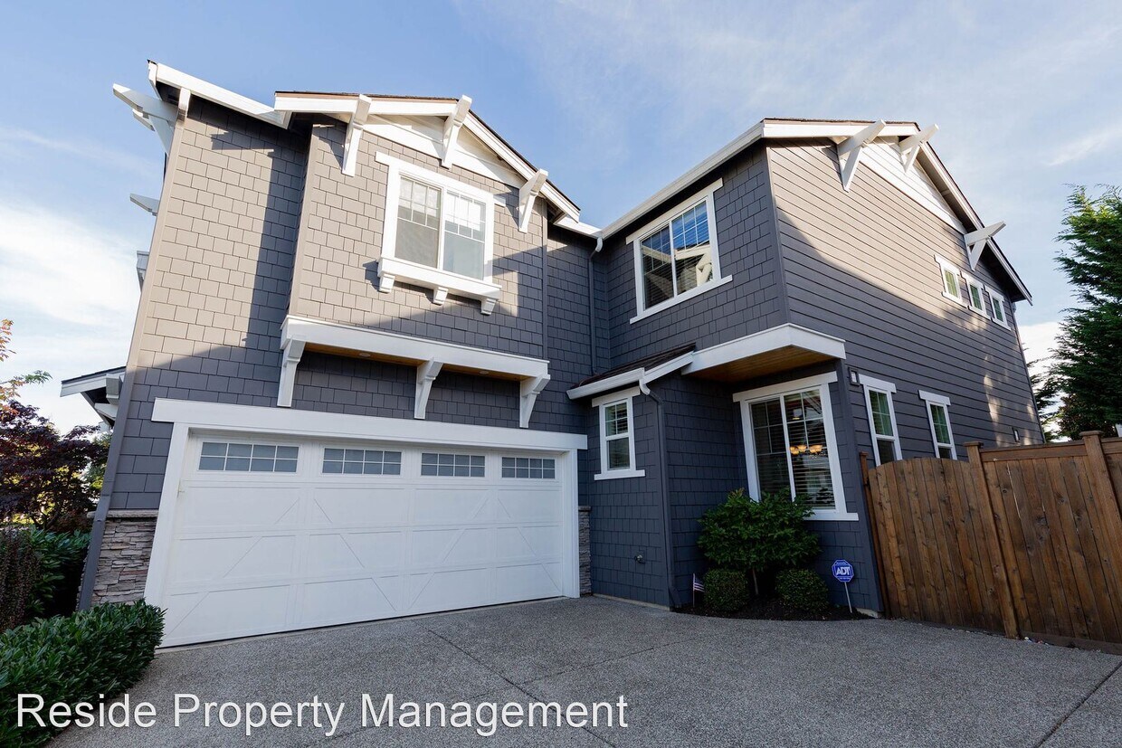 Primary Photo - 4 br, 2.5 bath House - 3909 Briarcliff Lan...