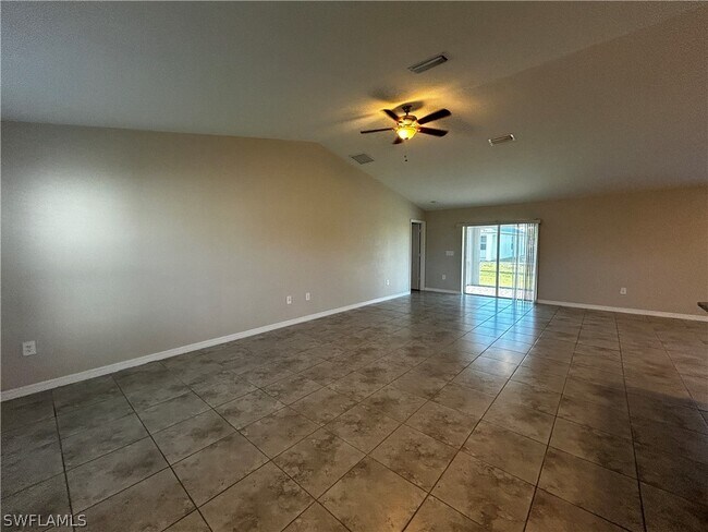 Foto del edificio - 2746 NW 5th Terrace
