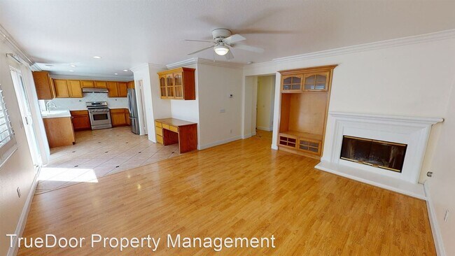 Foto del edificio - 5 br, 4 bath House - 2445 N Cameo Ct
