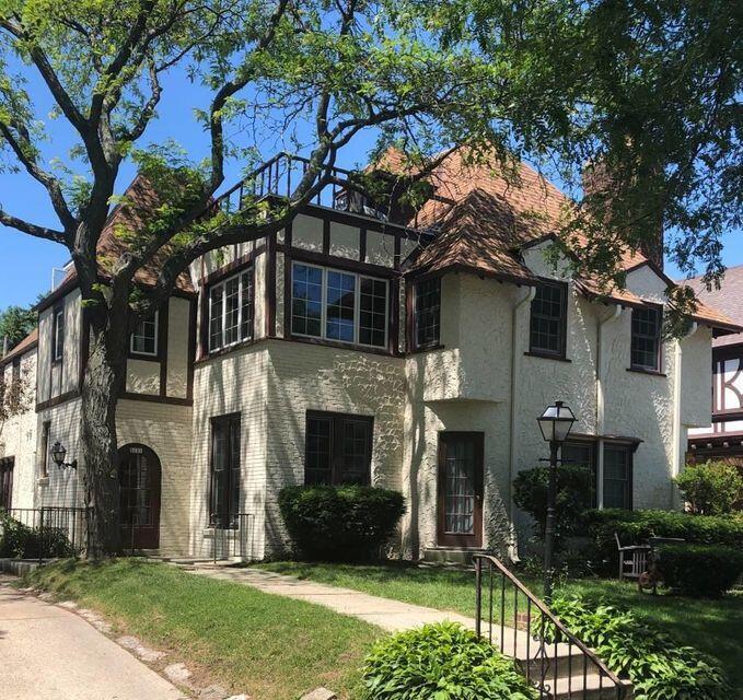 5151 N Lake Dr, Whitefish Bay, WI 53217 Townhome Rentals in Whitefish