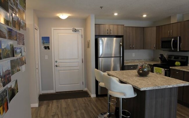 Building Photo - 108 Willis Cres