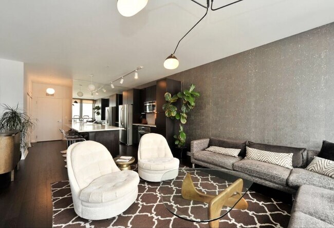 Foto del edificio - 565 W Quincy St