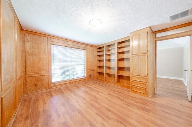 Foto del edificio - 9107 Pine Stream Ct
