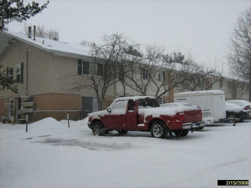 35733599 Kenbrooke Ct, Kalamazoo, MI 49006 Apartments in Kalamazoo