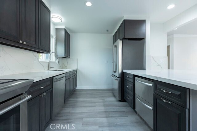 Foto del edificio - 6607 Michelson St