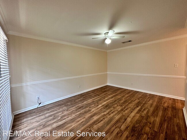 Foto del edificio - 3 br, 1.5 bath House - 105 Miriam