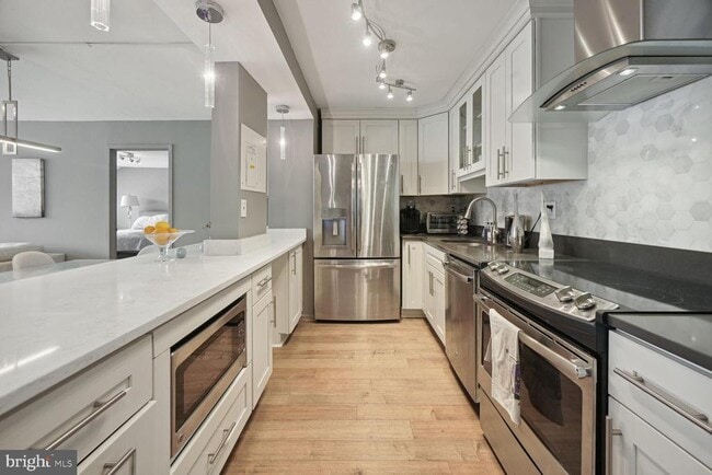 Foto del edificio - 1325 18th St NW