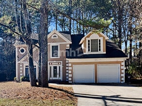 Building Photo - 3115 Elizabeth Ln