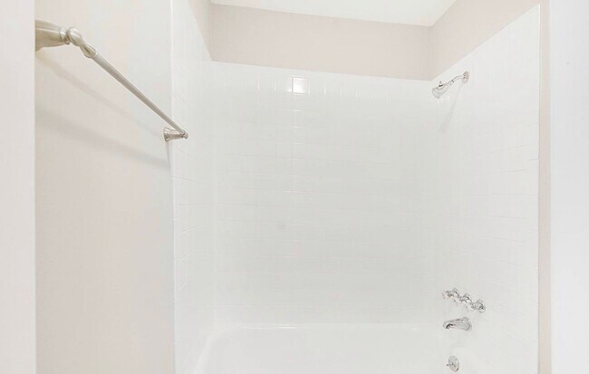 Foto del edificio - 1315 Clermont Rd