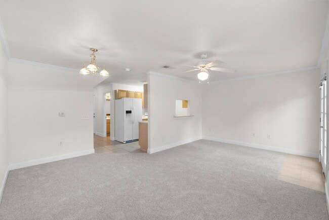 Building Photo - 554 Wingspan Way