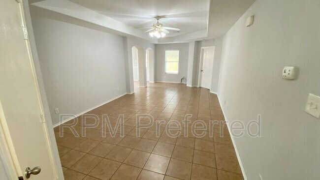 Foto del edificio - 3402 Hunter's Canyon