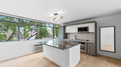 Building Photo - 2064 Kettner Blvd