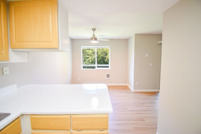 Building Photo - 9515 SW 146th Terrace